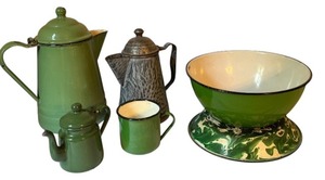lot 217 image: Vintage Graniteware Collection