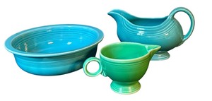 lot 279 image: Vintage Fiesta Pottery Serving Bowl, Gravy Server and Creamer