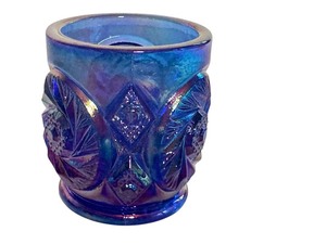 lot 370 image: Vintage Fenton Iridescent Blue Carnival Glass Aztec Toothpick Holder