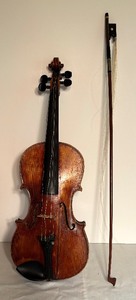lot 350 image: Vintage Violin with Case