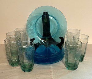lot 360 image: Vintage Libbey Chivalry Tumblers and Vintage Blue Glass Plates Set
