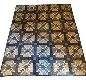 lot 126A image: Vintage Handcrafted Quilt  Vintage Log Cabin Pattern Quilt
