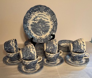 lot 427 image: Vintage English Village China Set by Salem China Co
