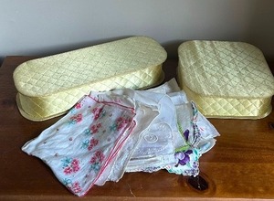 lot 179 image: Vintage Quilted Dresser Boxes and Hankies