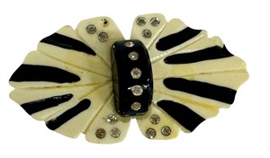 lot 18J image: Art Deco Vintage Clip Brooch with Rhinestones