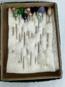 lot 36J image: Collection of Vintage Hat Pins