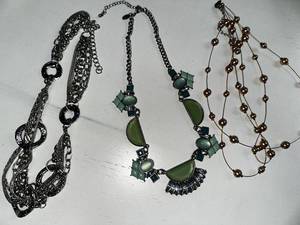 lot 18 image: Set of 3 Fashion Necklaces with Assorted Designs