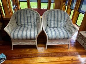 lot 29 image: Pair of Wicker Armchairs with Cushions