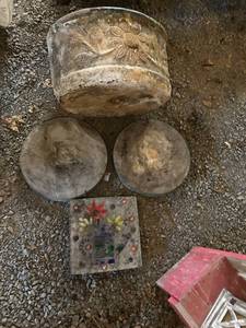 lot 54 image: Decorative Concrete Planter and Stepping Stone Set