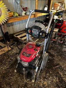 lot 72 image: PowerStroke Pressure Washer 2700 PSI 2.3 GPM with Honda GCV 160 Engine