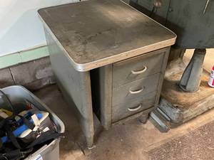 lot 102 image: Vintage Metal Industrial Office Desk