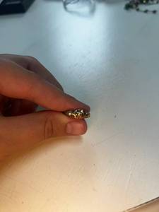 lot 197 image: 14k Gold Vintage Diamond Ring