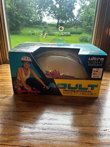 lot 436 image: Vanprex Adult Recreational Safety Helmet in Original Box