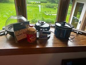 lot 438 image: Nesco Slow Cooker, Oster Flip Waffle Maker & Stir Crazy Popcorn Maker Set