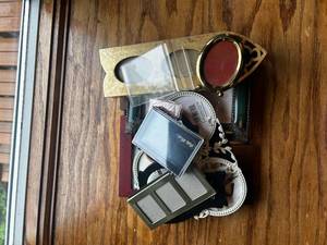 lot 439 image: Collection of Picture Frames Assorted Styles and Sizes