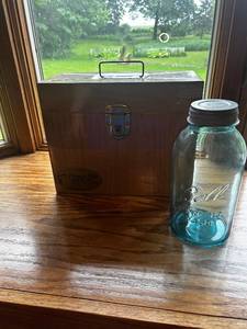 lot 440 image: Vintage Perma-File Letter Box and Ball Blue Mason Jar