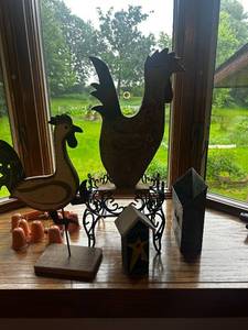 lot 446 image: Collection of Decorative Home Accents Metal Roosters, Mail Holder, and More