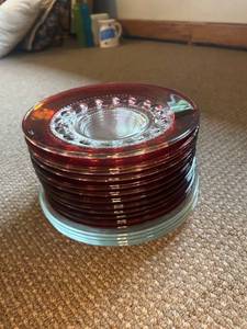lot 447 image: Set of 11 Vintage Ruby Red and Clear Glass Plates