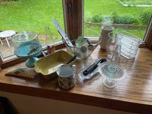 lot 451 image: Collection of Various Kitchenware and Decorative Glass Items