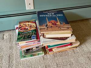 lot 483 image: Collection of Vintage Cookbooks and Recipe Books