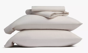 lot 62 image: 4PCS King Size Relaxed Linen Sheet Set - Parachute