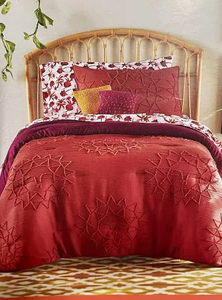 lot 111 image: 2CPS TwinTwin XL Opalhouse Tufted Comforter Set
