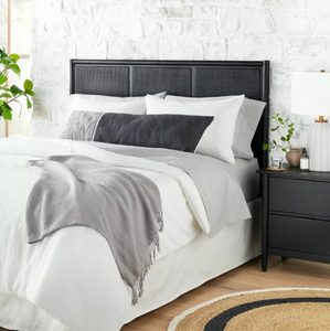 lot 208 image: 3PCS FullQueen Linen Blend Comforter Set - Hearth & Hand with Magnolia