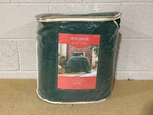 lot 419 image: 2PCS TwinTwin XL Opalhouse Jungalow Comforter Set Tassel Trim
