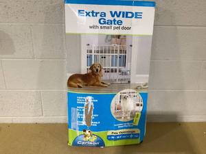 lot 285 image: Carlson Pet Products 31H Extra-Wide Walk Through Metal Dog Pet Gate, with Additional Small Door, White