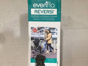 lot 463 image: Evenflo Reversi Lightweight Reversible Stroller, Leonis Green, Unisex