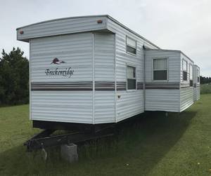 2000 Breckenridge Park Model