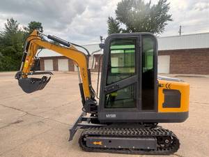 lot 43 image: CFG MY50R Mini Excavator