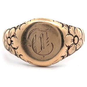 lot 33 image: Initial L Signet Vintage Ring with Engraved Garden Flower Shank in 14k Yellow Gold