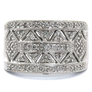 lot 37 image: PavNatural Diamond Vintage Style Ring in White Gold VIDEO