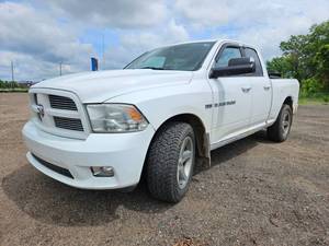 lot 6 image: 2011 Ram 1500