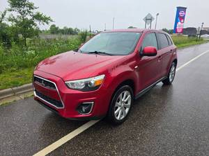 lot 12 image: 2015 Mitsubishi Outlander - 1 Owner