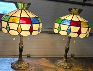 lot 6 image: 2 Stain-Glass Lamps