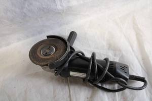 lot 19 image: Used Electric Angle Grinder with Handle