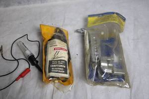 lot 30 image: Vintage Craftsman Electric Engraver and Tool Set