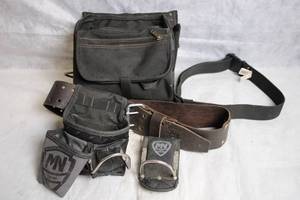lot 39 image: MN1 Utility Tool Belt Set with Pouches