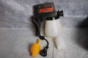 lot B-45 image: Sears Craftsman Airless Paint Sprayer with Accessories