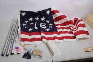 lot 59 image: Betsy Ross 13 Star 76 American Flag with Flagpole Kit