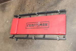 lot 82 image: Craftsman Rolling Creeper Mechanic Workshop Seat