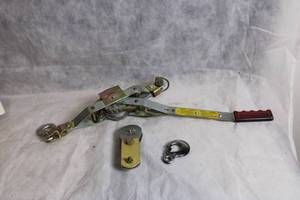lot 87 image: MAASDAM Power Puller 34 Ton Come Along with Accessories