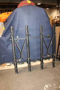 lot 89 image: Heavy-Duty Roof Mounted Bike Rack for Vehicles