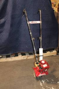lot 91 image: Mantis 2-Cycle TillerCultivator in Used Condition