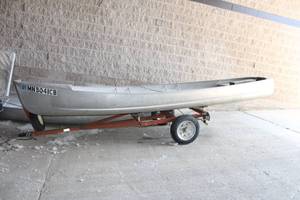 lot A-94 image: Aluminum Jon Boat with Trailer
