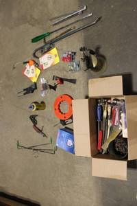 lot 147 image: Mixed Lot of Hand Tools and Hardware Supplies