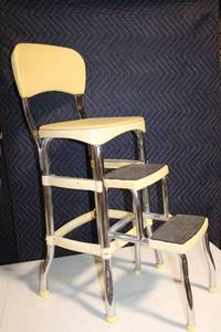 lot 155 image: Vintage Yellow Cosco Step Stool Chair