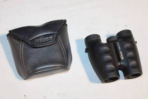 lot 184 image: Nikon Travelite IV Binoculars with Case
